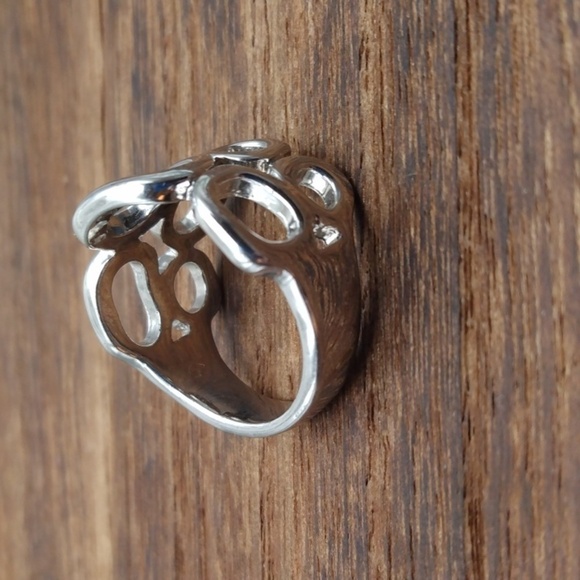 Solid sterling silver supreme jewelers designer ring size 8 - Picture 2 of 4